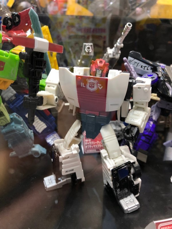 Tokyo Toy Show 2019   Transformers Siege Display Featuring Omega Supreme, Barricade, Impactor And More 03 (3 of 16)